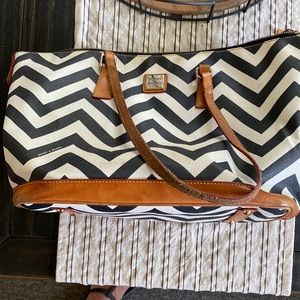 Dooney& Bourke Bag